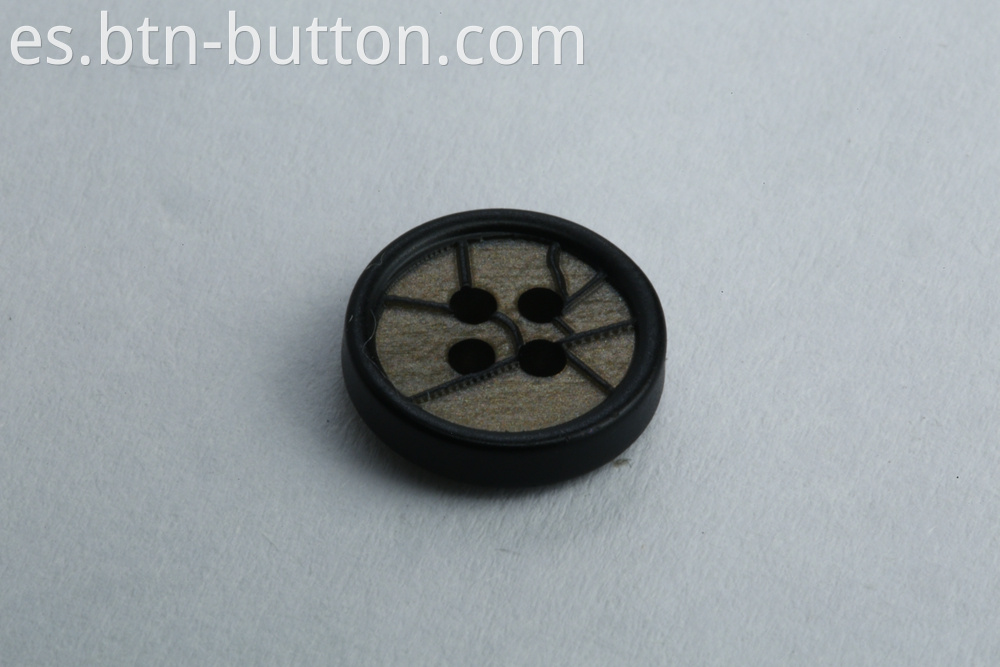 Distressed magnetic buttons for shirts